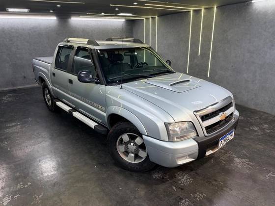 CHEVROLET S10 2.8 EXECUTIVE 4X4 CD 12V TURBO ELECTRONIC INTERCOOLER DIESEL 4P MANUAL CHEVROLET S10 2.8 EXECUTIVE 4X4 CD 12V TURBO ELECTRONIC INTERCOOLER DIESEL 4P MANUAL